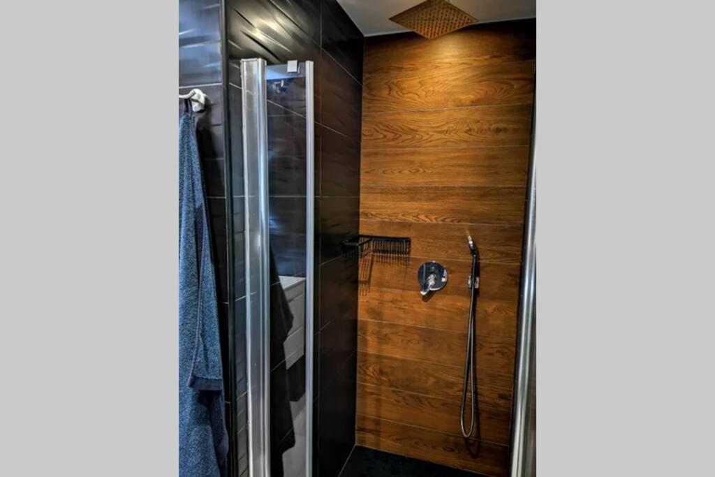 Black Sun. Modern Penthouse In 또레비에하 외부 사진